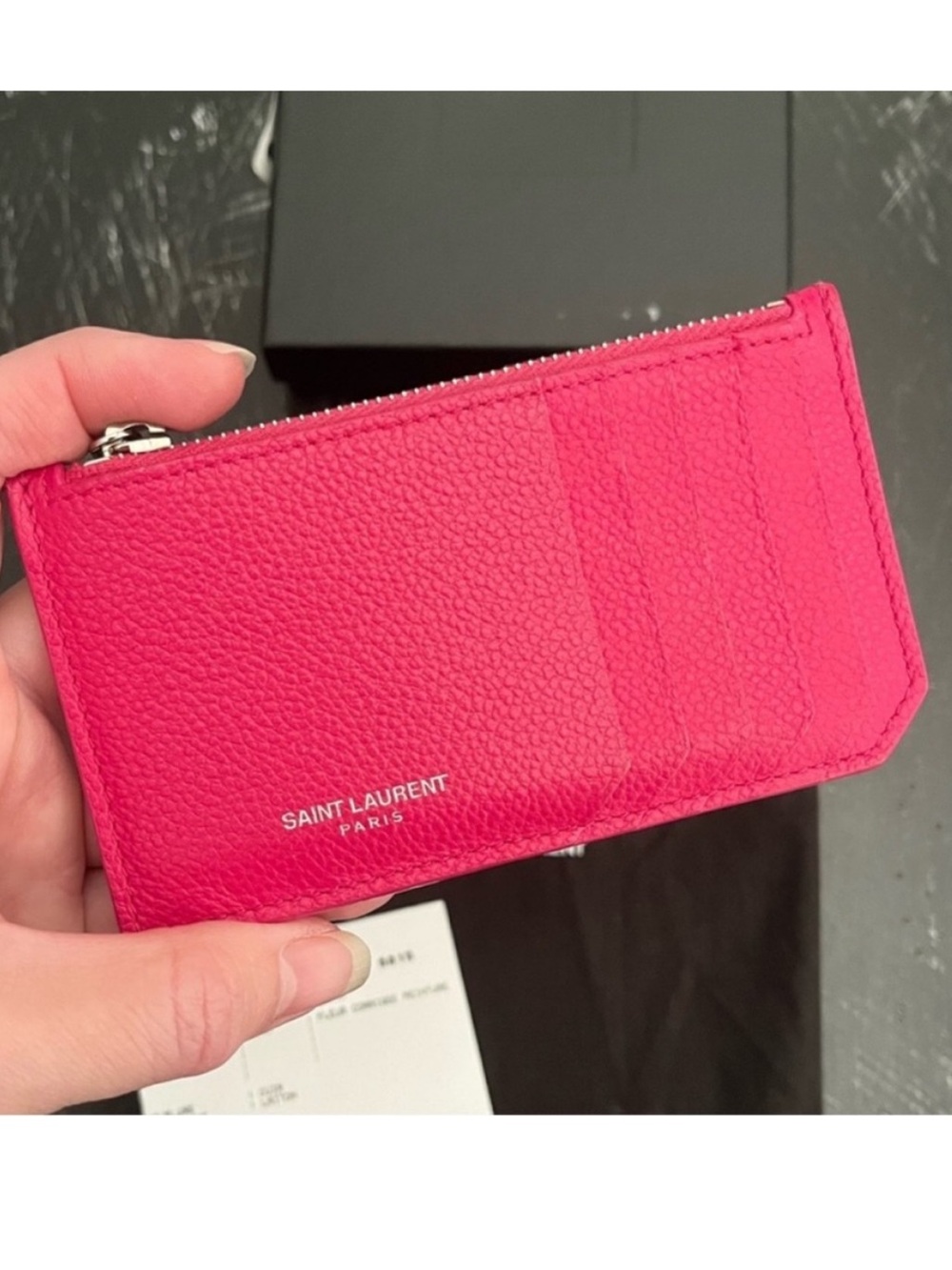 YSL PARIS
FRAGMENTS CARD CASE - Picture 2 of 15